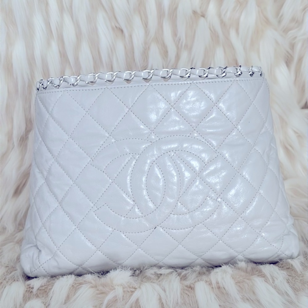 CHANEL Leather White bag‎ authentic 100%